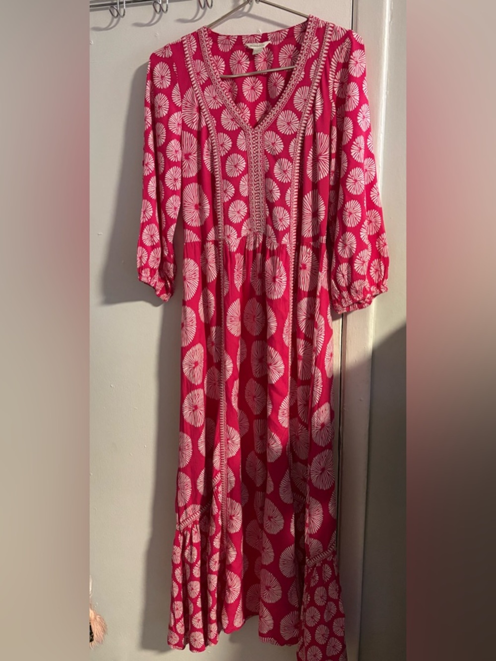 Monsoon Pink White Floral Boho Midi Dress V Neck Flowy
(910)
